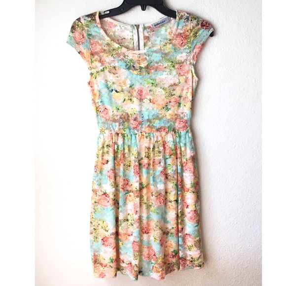 Bailey Blue Dresses & Skirts - Juniors Floral Dress